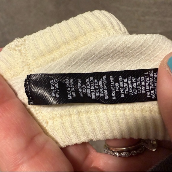 Harlow Ribbed Cropped Tank Top, size large. - Picture 8 of 8